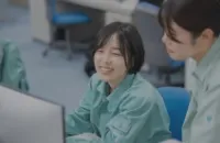 インタビュー動画 サムネイル
