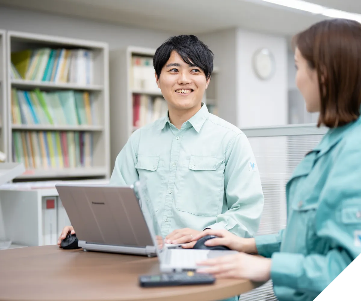 社員インタビュー画像
