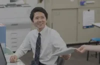 インタビュー動画 サムネイル